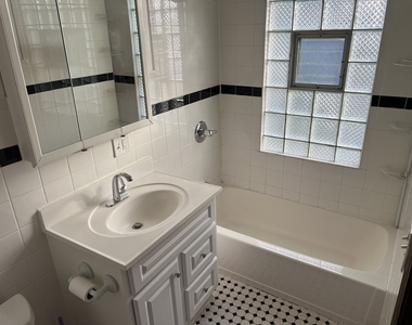 905 Grey Avenue - Photo Thumbnail 8