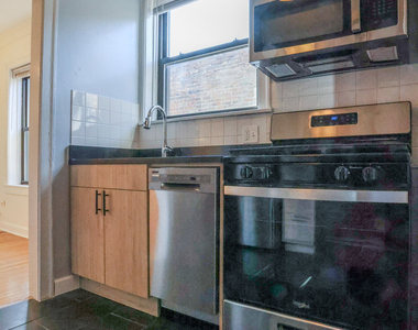 1633 W Lunt Avenue - Photo Thumbnail 3