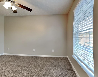 13 Arrowhead Drive - Photo Thumbnail 13
