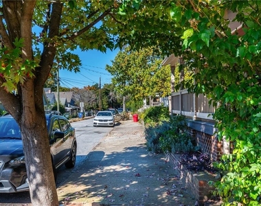 184 Savannah Street Se - Photo Thumbnail 59