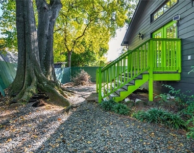 184 Savannah Street Se - Photo Thumbnail 52