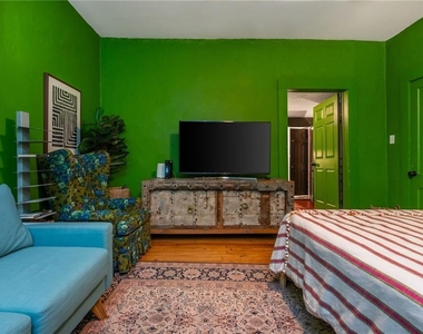 184 Savannah Street Se - Photo Thumbnail 33
