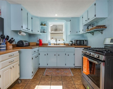184 Savannah Street Se - Photo Thumbnail 19