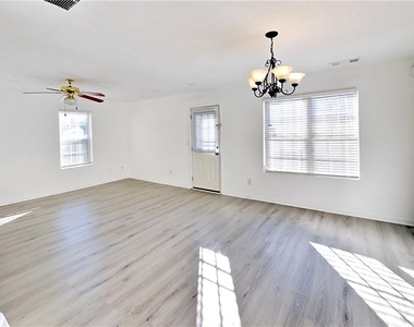 6045 Flagstaf Walk - Photo Thumbnail 3