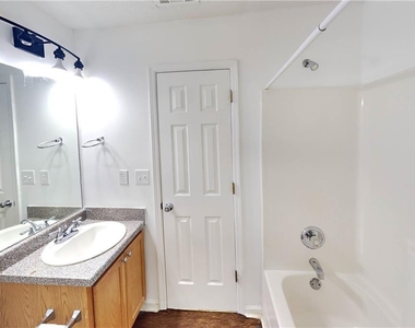 6045 Flagstaf Walk - Photo Thumbnail 14