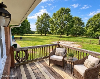 635 Crowe Road - Photo Thumbnail 12