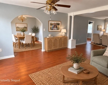 635 Crowe Road - Photo Thumbnail 5