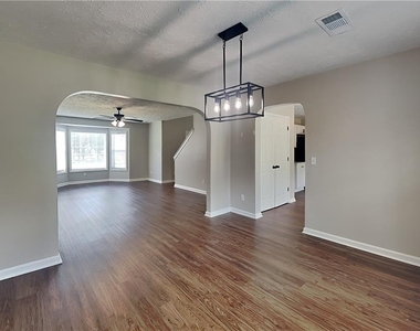 127 Savanna Court - Photo Thumbnail 6