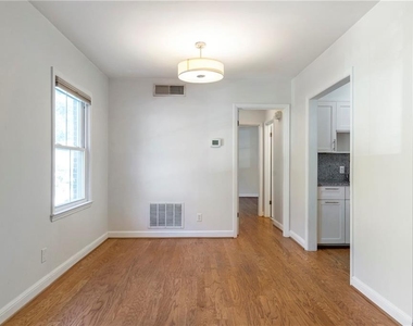 755 Houston Mill Road Ne - Photo Thumbnail 3