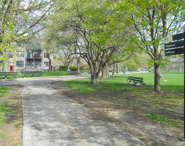 1127 W Farwell Avenue - Photo Thumbnail 1