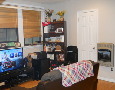 1127 W Farwell Avenue - Photo Thumbnail 5
