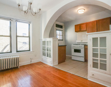 1627 W Lunt Avenue - Photo Thumbnail 1