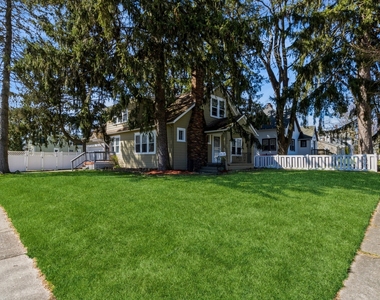 1503 Carmel Boulevard - Photo Thumbnail 3