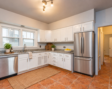 1503 Carmel Boulevard - Photo Thumbnail 9