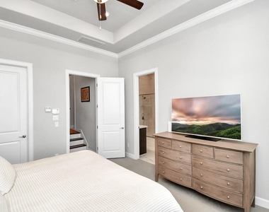 3712 Somerset York Lane - Photo Thumbnail 30