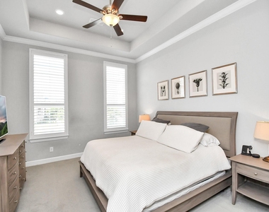 3712 Somerset York Lane - Photo Thumbnail 27