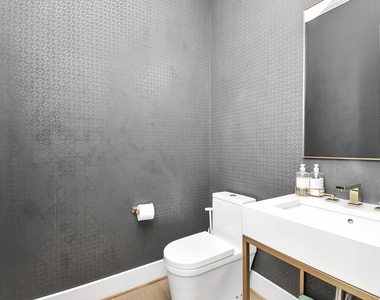 3712 Somerset York Lane - Photo Thumbnail 22