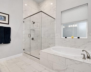3712 Somerset York Lane - Photo Thumbnail 33