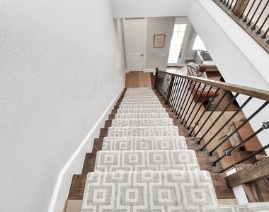 3712 Somerset York Lane - Photo Thumbnail 23