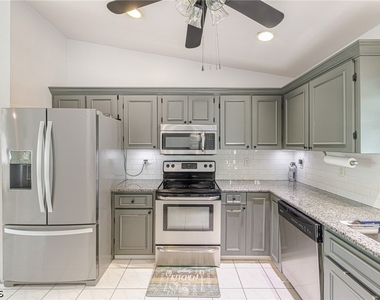 8341 Cardinal Road - Photo Thumbnail 18