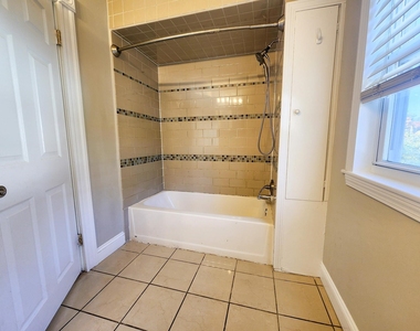 141 Amherst - Photo Thumbnail 10