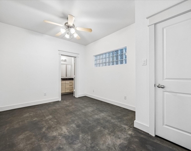 2121 Cohn Street - Photo Thumbnail 21
