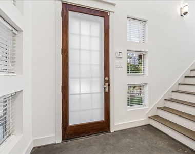 2121 Cohn Street - Photo Thumbnail 4