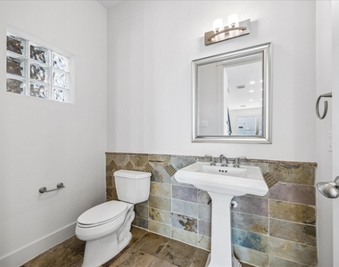 2121 Cohn Street - Photo Thumbnail 12