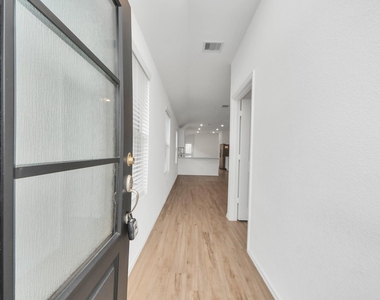 6233 Arcadia Sound Lane - Photo Thumbnail 5