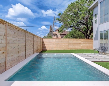 705 Nicholson Street - Photo Thumbnail 47