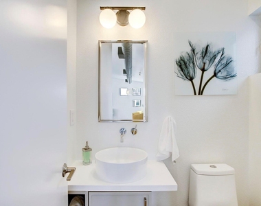705 Nicholson Street - Photo Thumbnail 24