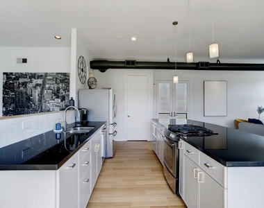 705 Nicholson Street - Photo Thumbnail 12
