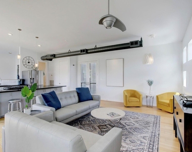 705 Nicholson Street - Photo Thumbnail 20
