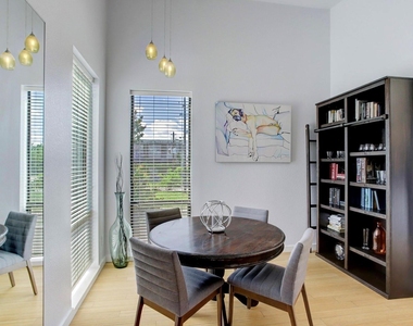 705 Nicholson Street - Photo Thumbnail 19