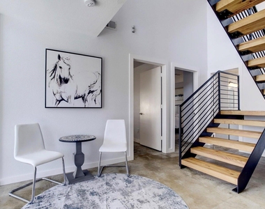 705 Nicholson Street - Photo Thumbnail 5