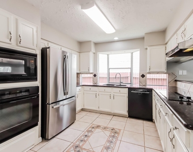 5414 Garden Village Drive - Photo Thumbnail 5