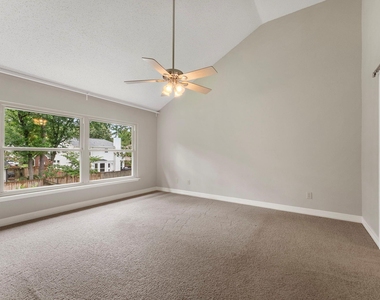 27 W Stony Bridge Court - Photo Thumbnail 16