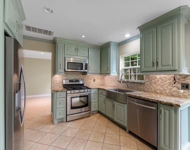 27 W Stony Bridge Court - Photo Thumbnail 10