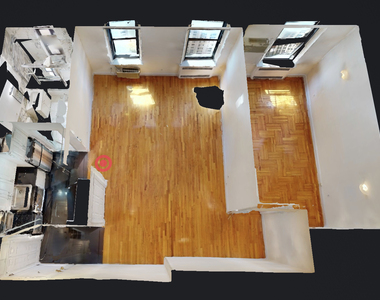 East 78th St & York Ave - Photo Thumbnail 7