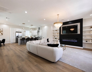1605 Sylveste Street - Photo Thumbnail 1