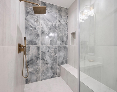 1605 Sylveste Street - Photo Thumbnail 10