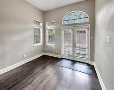 5450 Fern Park Drive - Photo Thumbnail 5