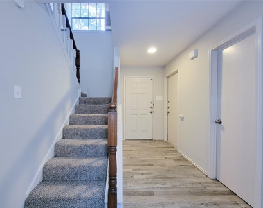 80 Fallenstone Drive - Photo Thumbnail 36