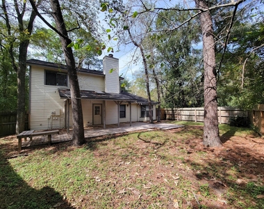 80 Fallenstone Drive - Photo Thumbnail 3