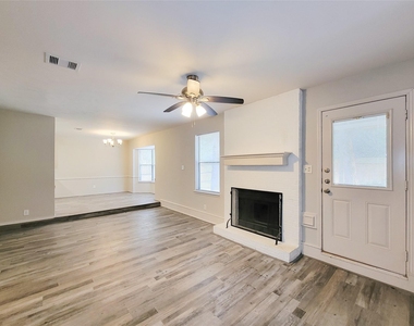80 Fallenstone Drive - Photo Thumbnail 37
