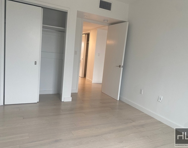 Clarkson Avenue - Photo Thumbnail 12