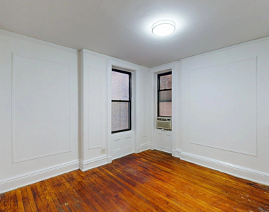 200 West 89th Street - Photo Thumbnail 2