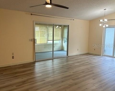 9300 Sw 92nd Lane - Photo Thumbnail 3