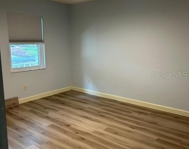 9300 Sw 92nd Lane - Photo Thumbnail 7