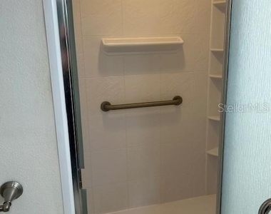 9300 Sw 92nd Lane - Photo Thumbnail 10